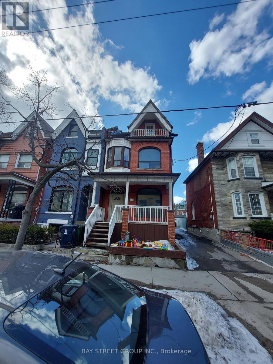 70 LANSDOWNE AVENUE, Toronto, Ontario