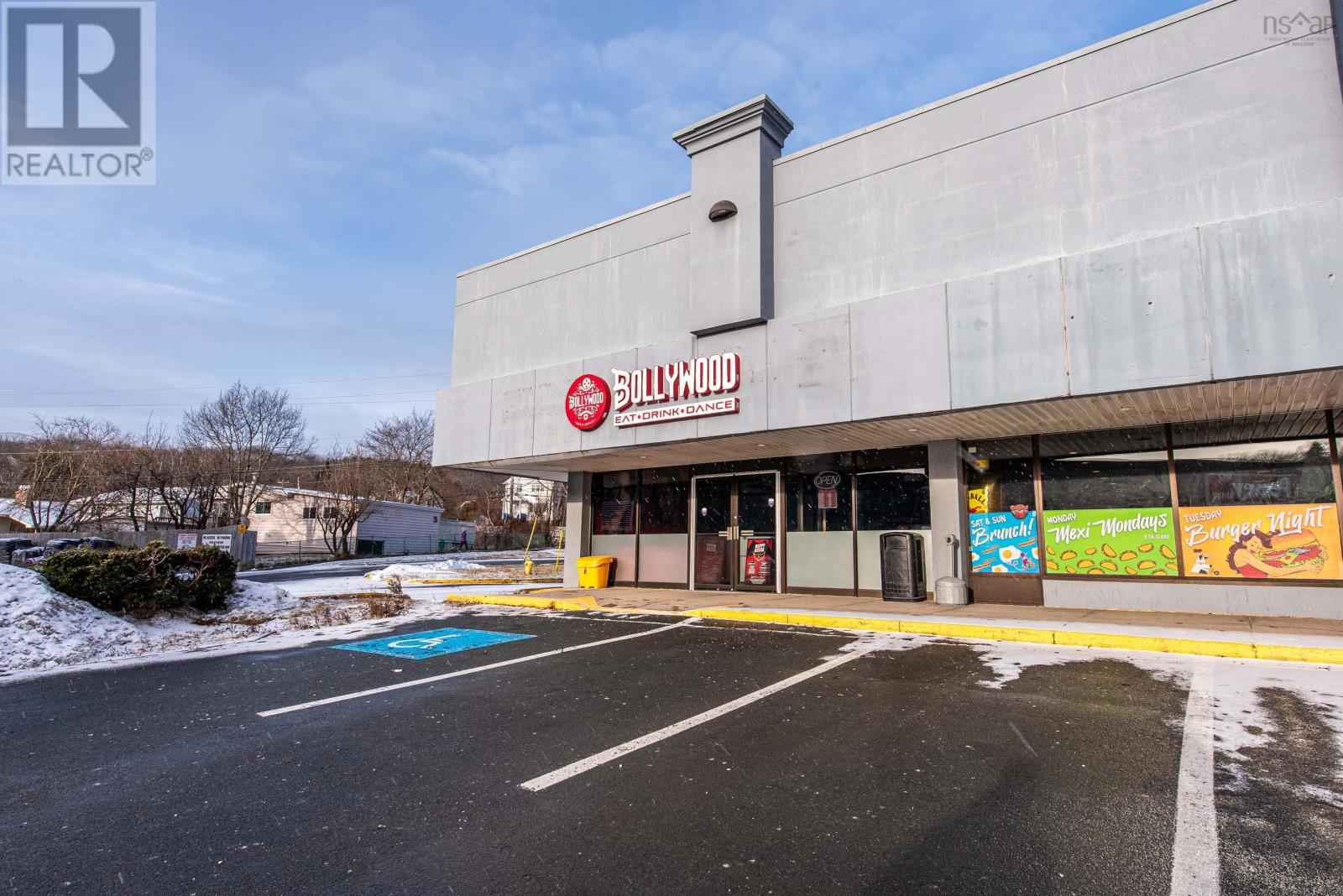 9010 1658 Bedford Highway, Bedford, Nova Scotia  B4A 2X9 - Photo 2 - 202500546