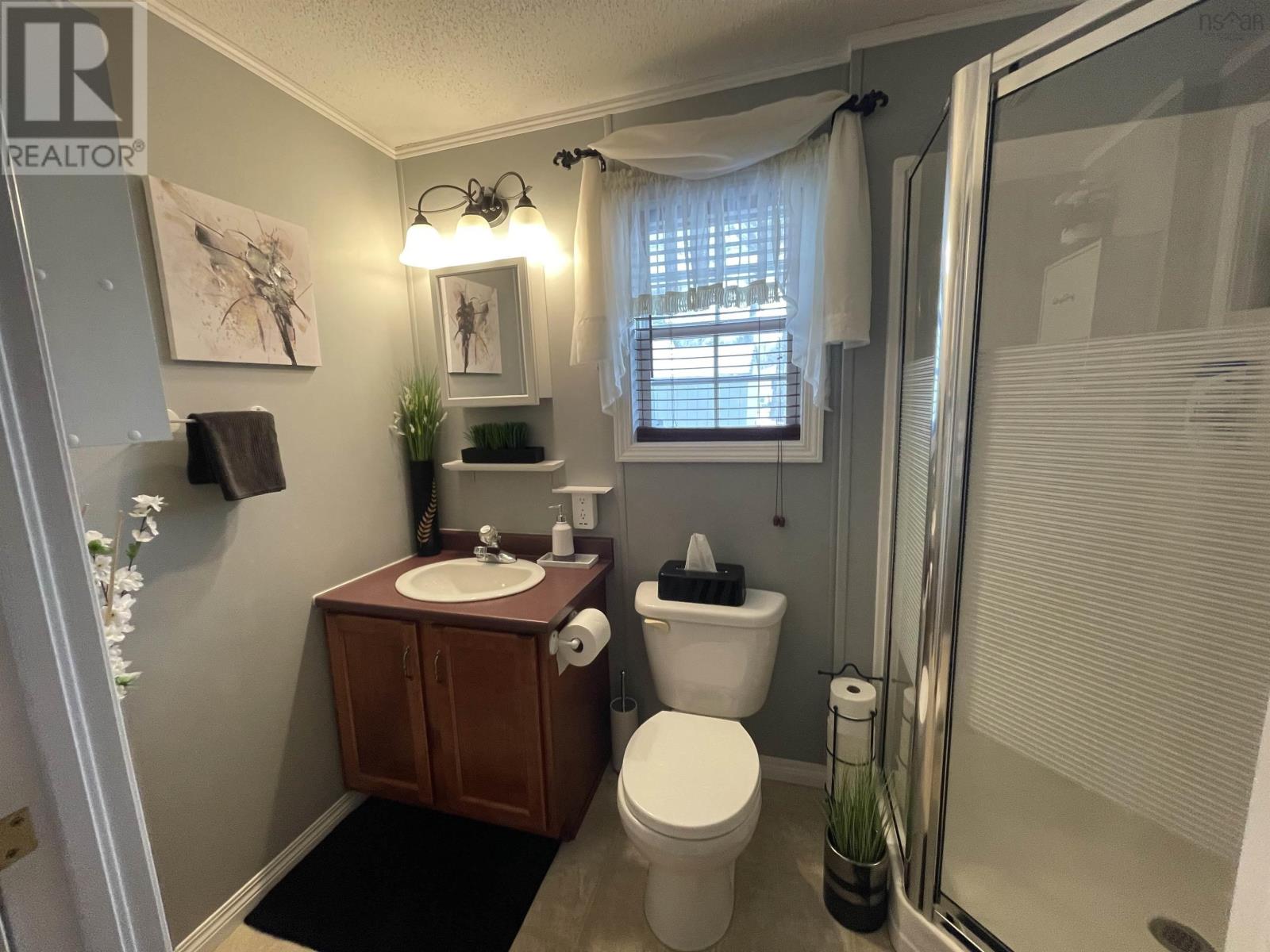 4 Fifth Street, Lucasville, Nova Scotia  B4B 1R2 - Photo 19 - 202500547