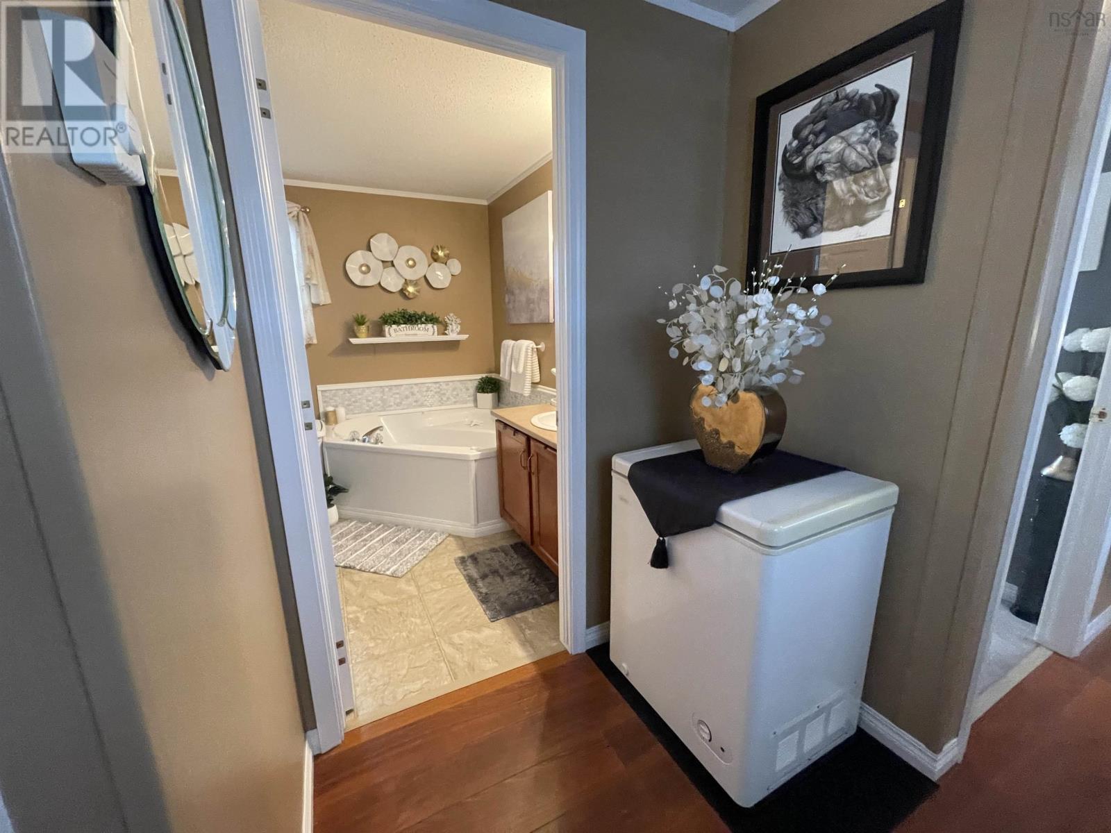 4 Fifth Street, Lucasville, Nova Scotia  B4B 1R2 - Photo 21 - 202500547