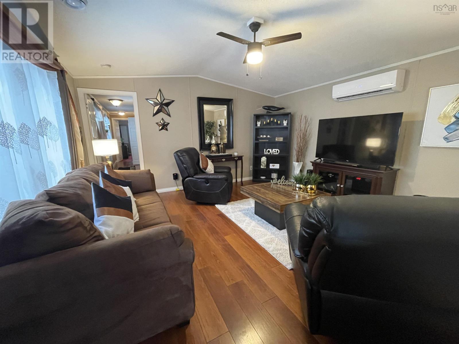 4 Fifth Street, Lucasville, Nova Scotia  B4B 1R2 - Photo 4 - 202500547