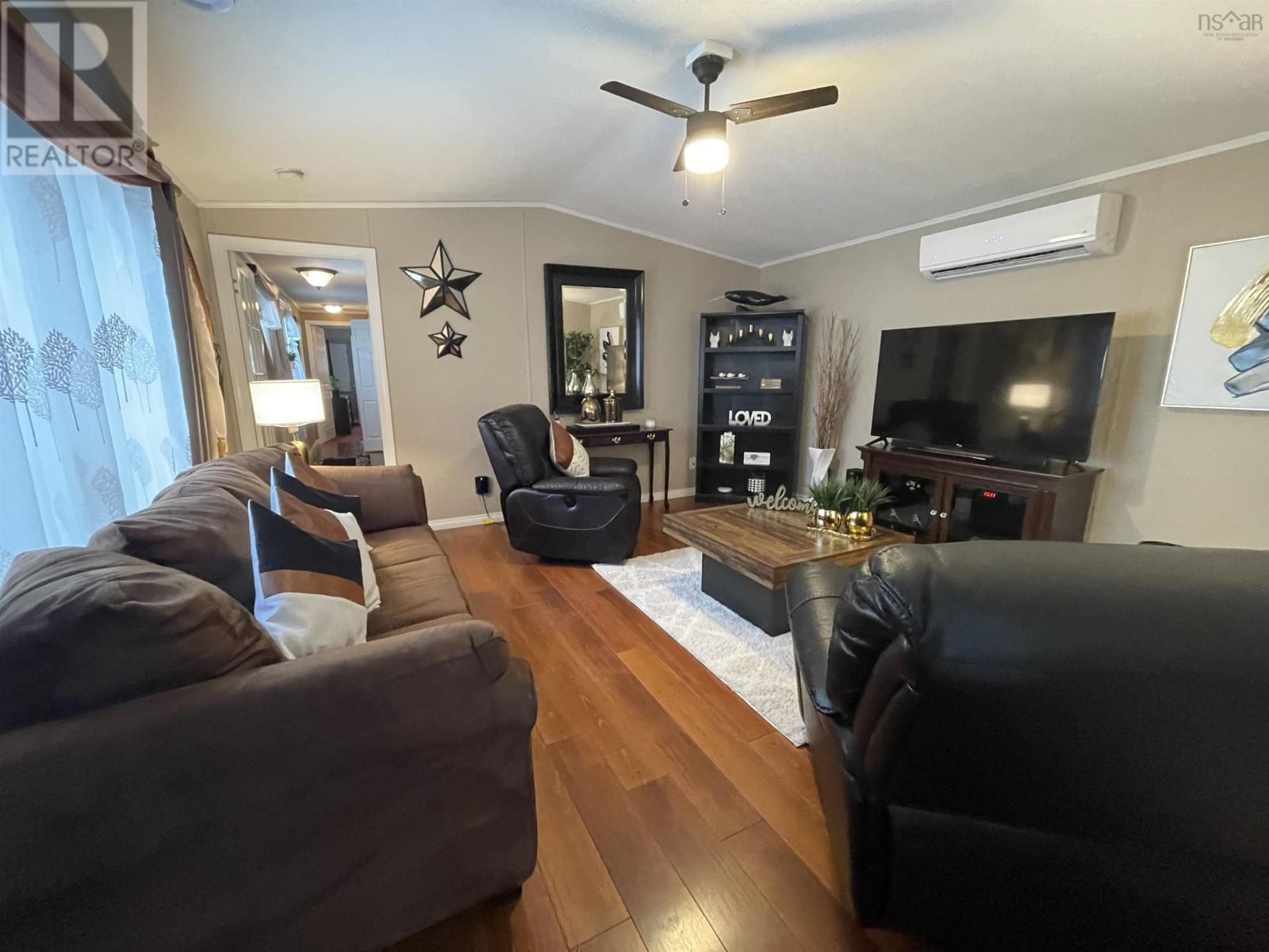 4 Fifth Street, Lucasville, Nova Scotia  B4B 1R2 - Photo 5 - 202500547