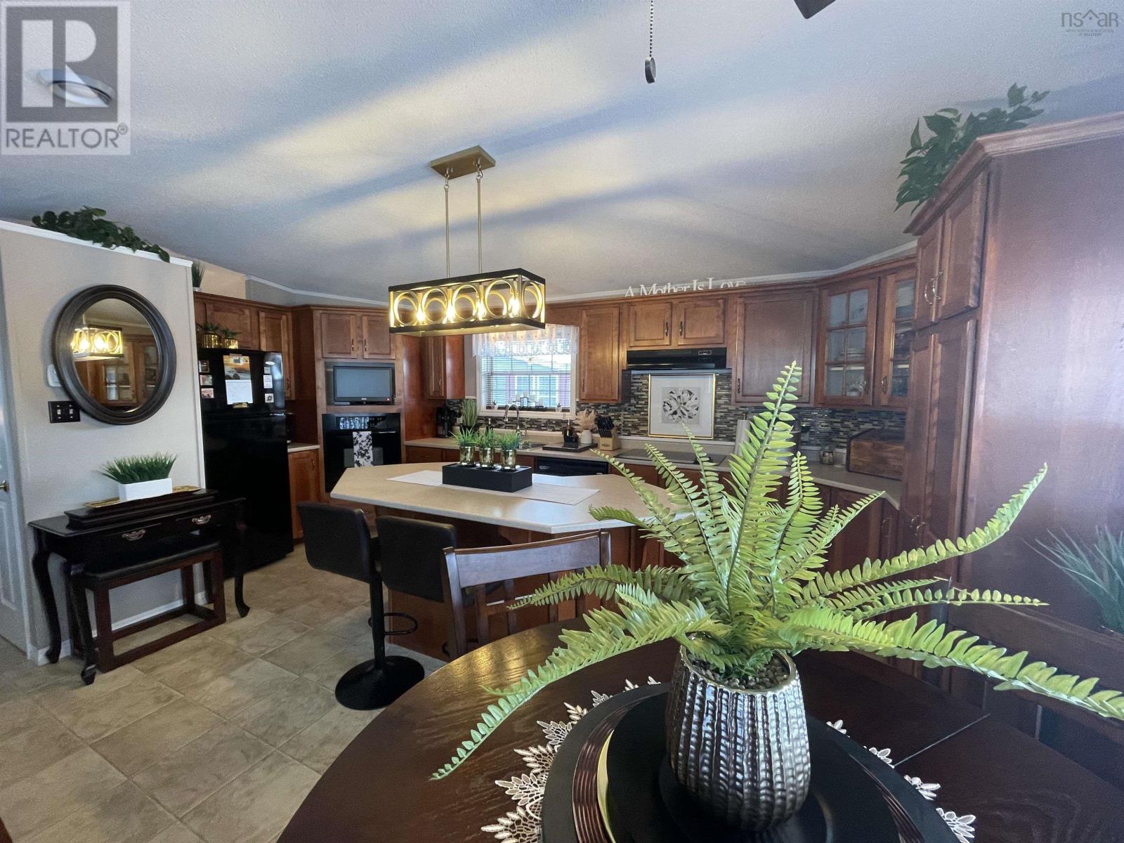 4 Fifth Street, Lucasville, Nova Scotia  B4B 1R2 - Photo 6 - 202500547