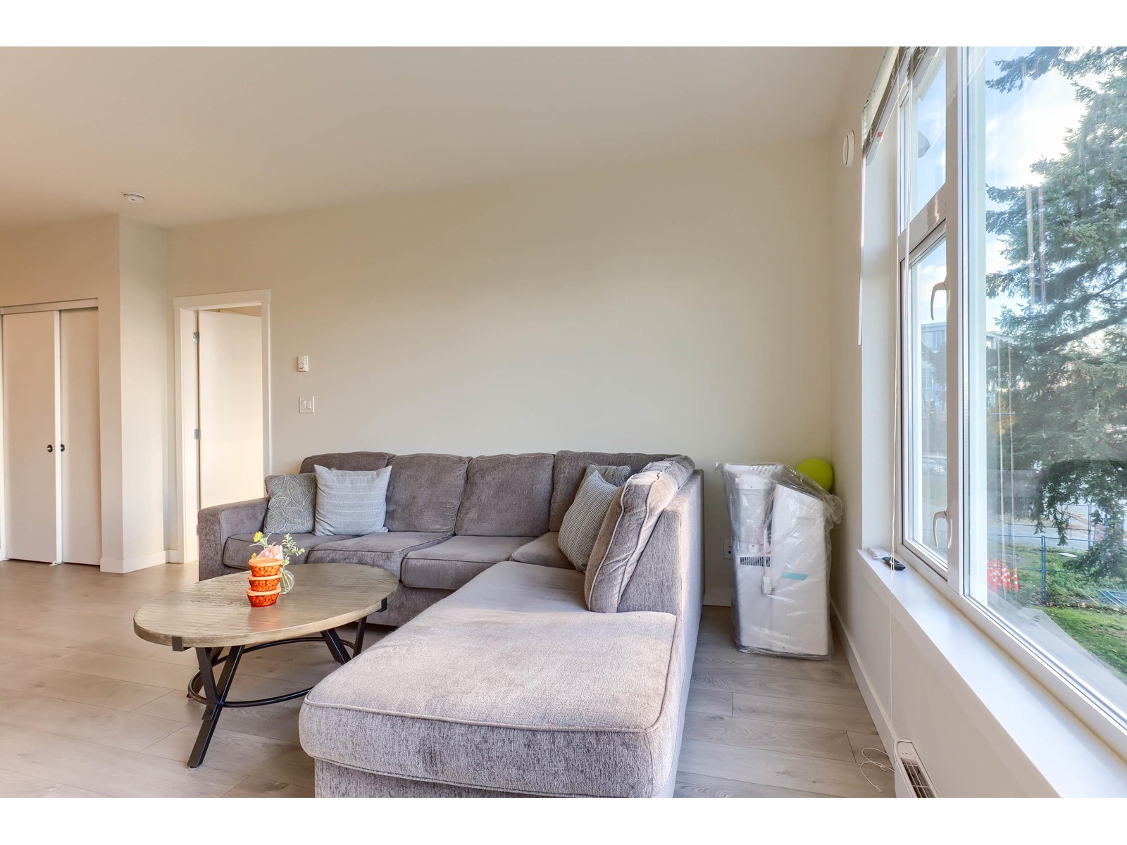 301 10838 Whalley Boulevard, Surrey, British Columbia  V3R 0G8 - Photo 20 - R2953501