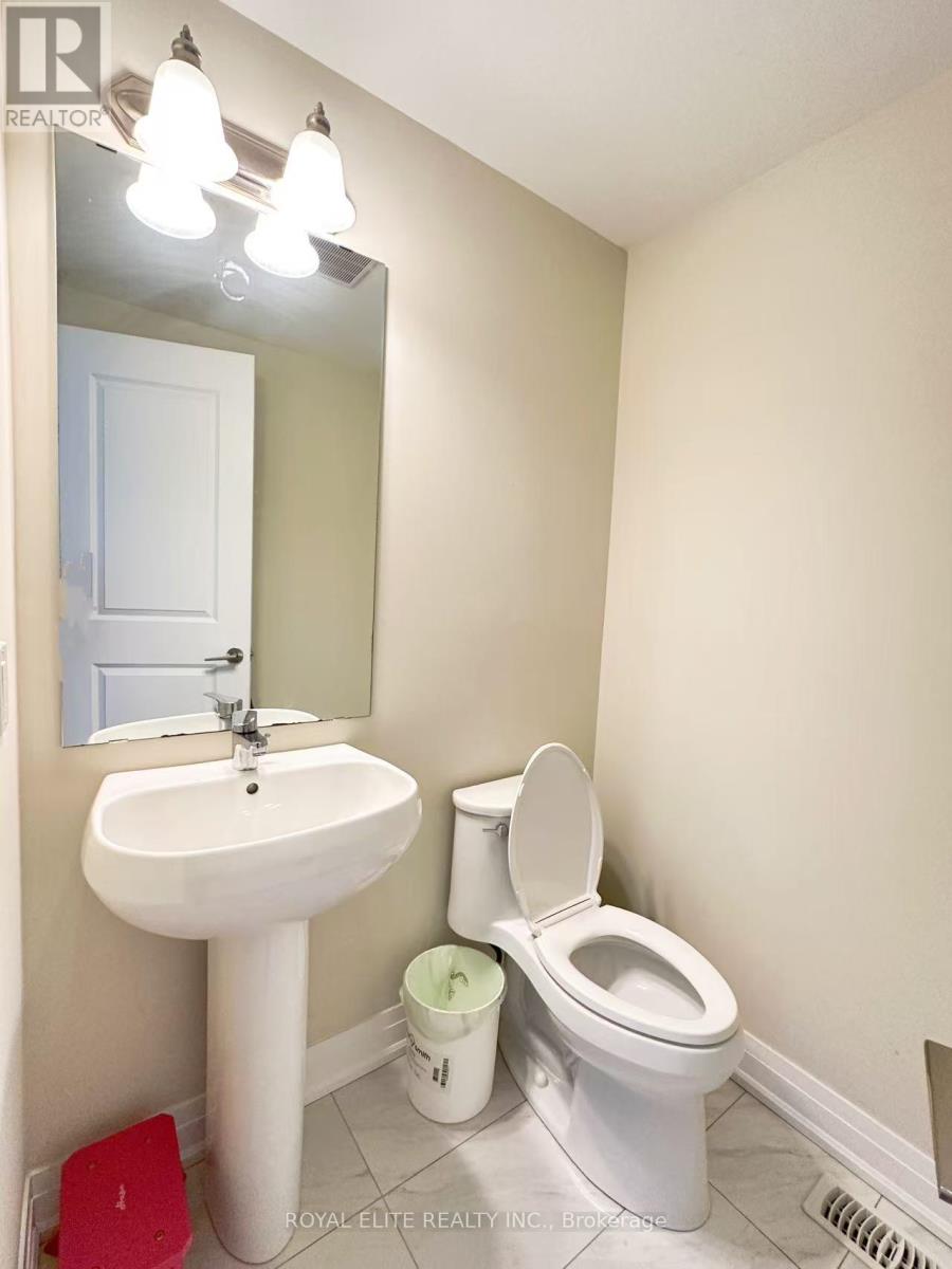 13 Thomas Foster Street, Markham, Ontario  L6C 0Z4 - Photo 14 - N11915846