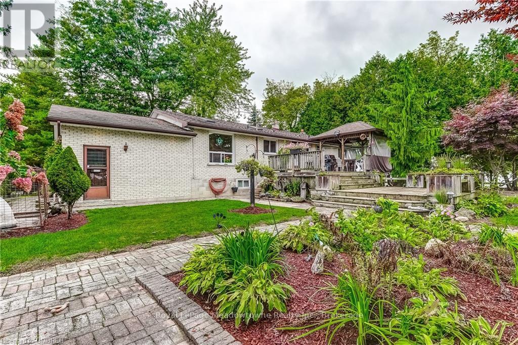 Property at 1602 HIGHWAY 6 N image 4