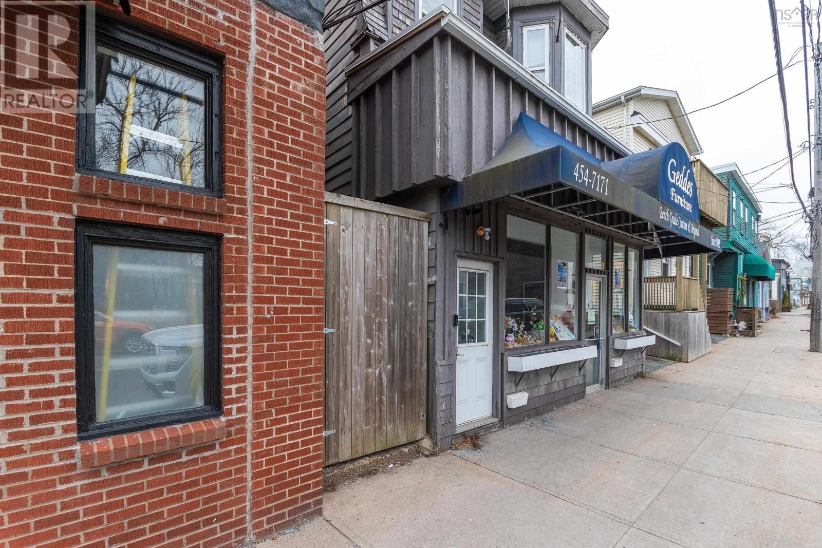 2739 Agricola Street, Halifax, Nova Scotia  B3K 4E2 - Photo 36 - 202500550