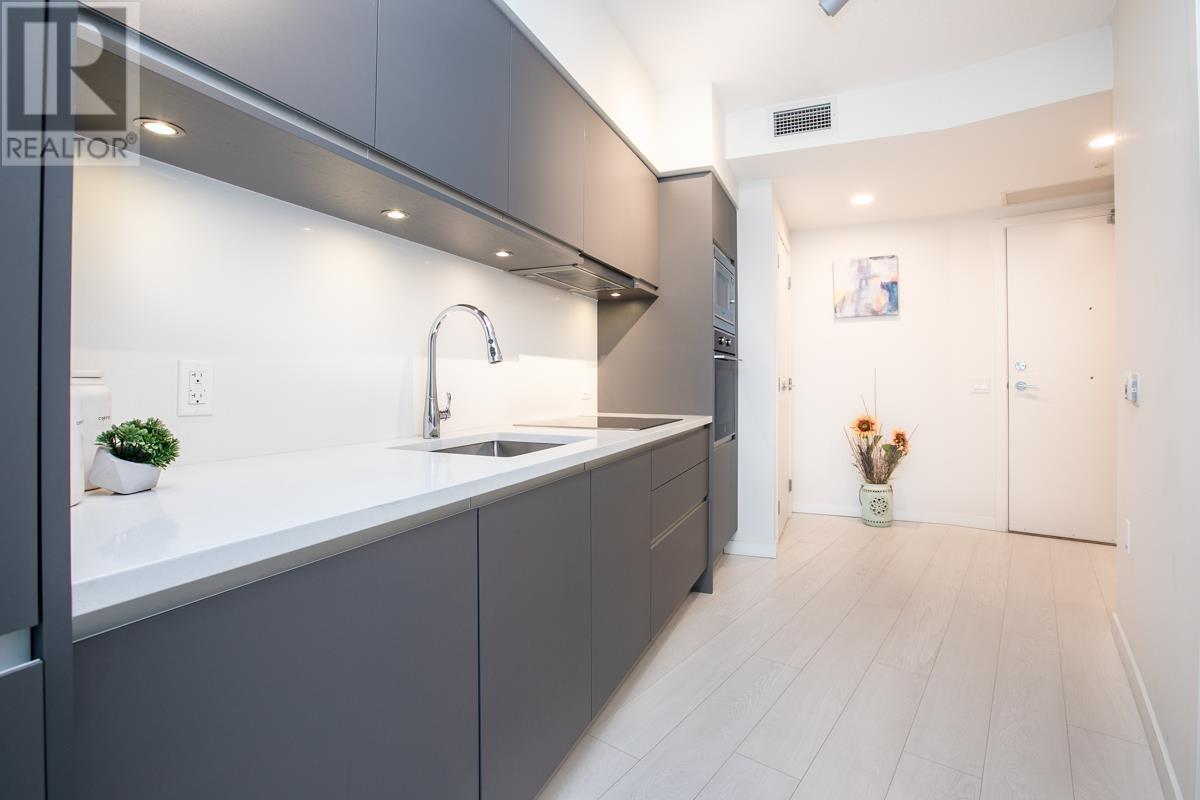 Listing Picture 13 of 19 : 310 180 2ND AVENUE, Vancouver / 溫哥華 - 魯藝地產 Yvonne Lu Group - MLS Medallion Club Member