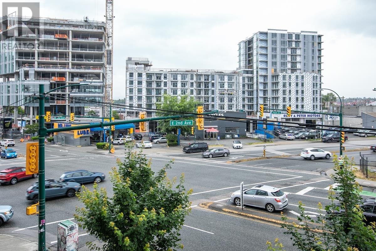 Listing Picture 19 of 19 : 310 180 2ND AVENUE, Vancouver / 溫哥華 - 魯藝地產 Yvonne Lu Group - MLS Medallion Club Member