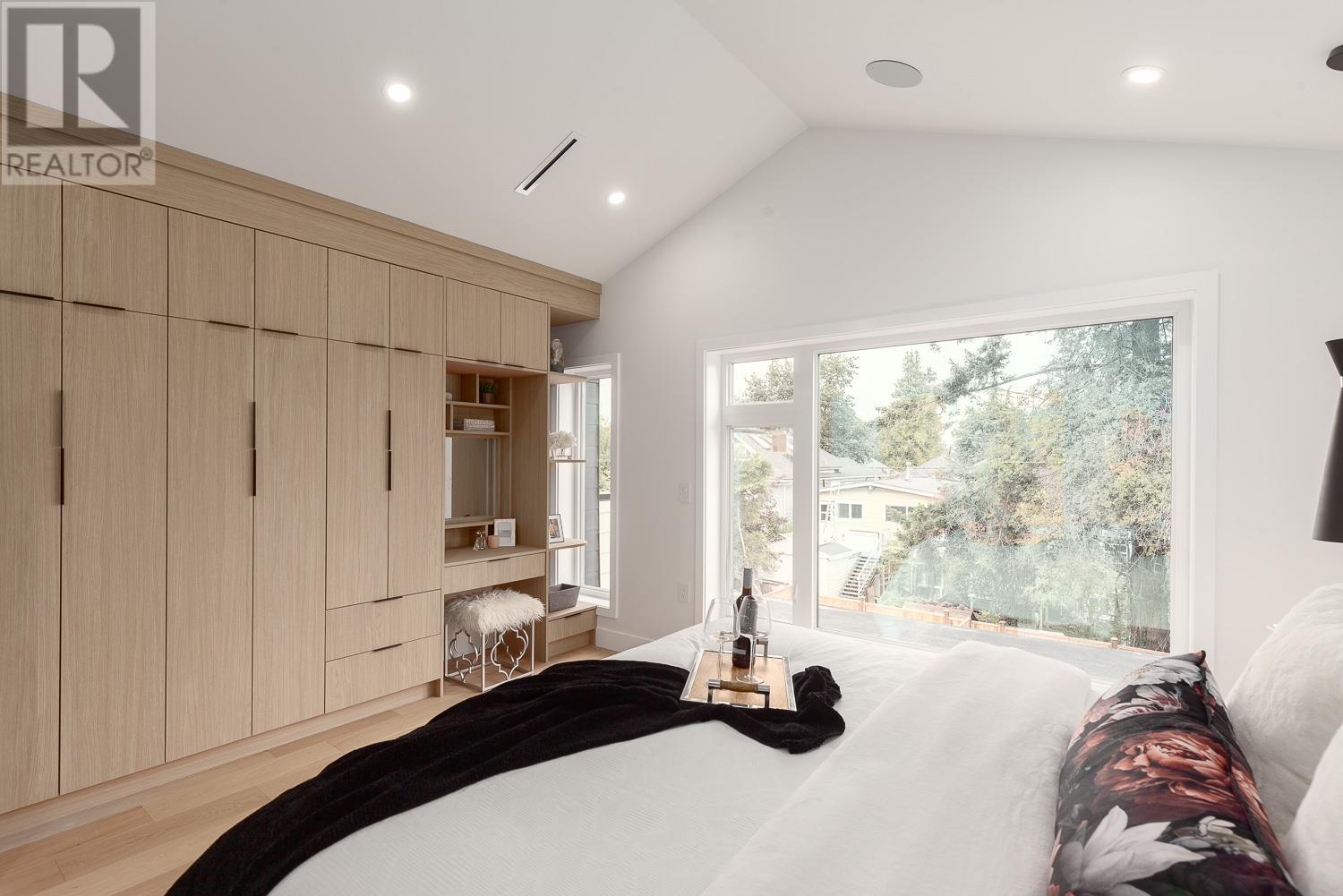 Listing Picture 18 of 35 : 131 E KING EDWARD AVENUE, Vancouver / 溫哥華 - 魯藝地產 Yvonne Lu Group - MLS Medallion Club Member