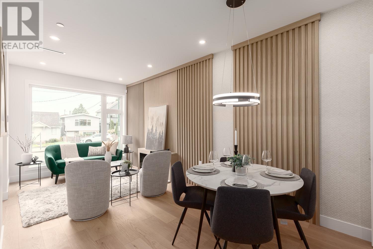 Listing Picture 2 of 35 : 131 E KING EDWARD AVENUE, Vancouver / 溫哥華 - 魯藝地產 Yvonne Lu Group - MLS Medallion Club Member