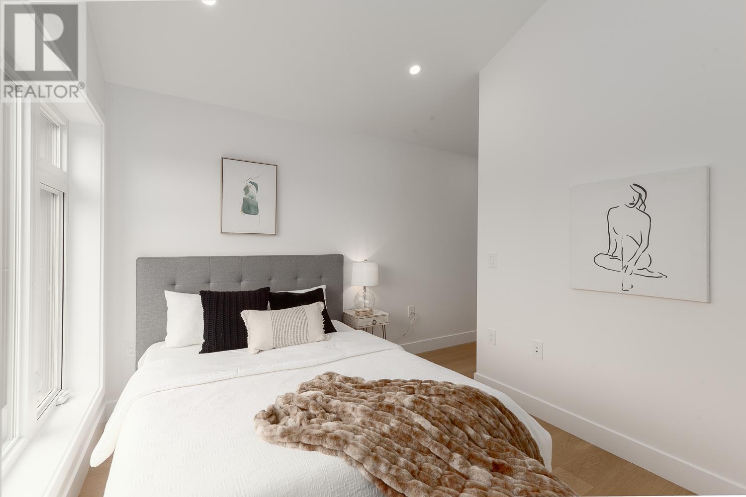 Listing Picture 23 of 35 : 131 E KING EDWARD AVENUE, Vancouver / 溫哥華 - 魯藝地產 Yvonne Lu Group - MLS Medallion Club Member