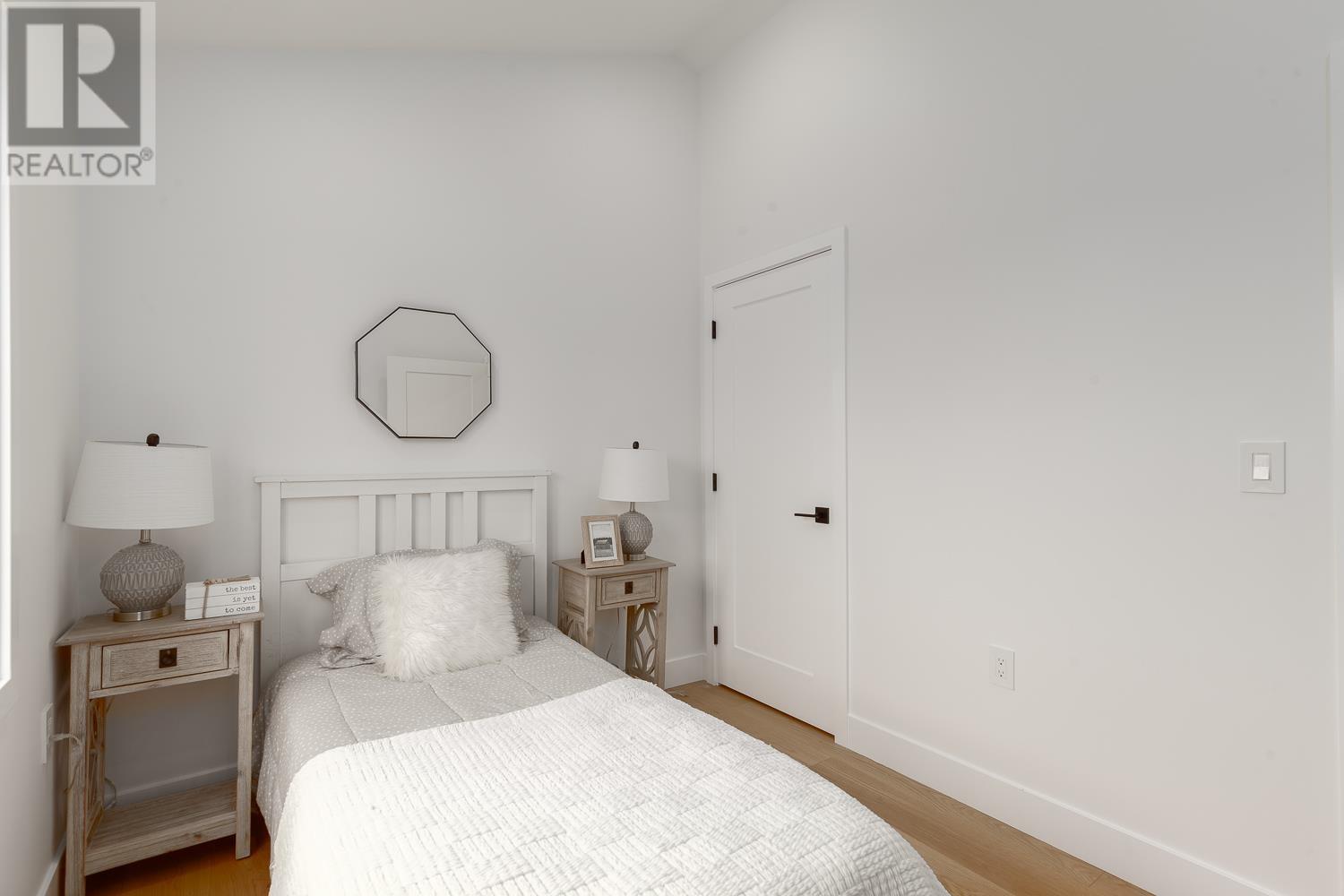 Listing Picture 26 of 35 : 131 E KING EDWARD AVENUE, Vancouver / 溫哥華 - 魯藝地產 Yvonne Lu Group - MLS Medallion Club Member