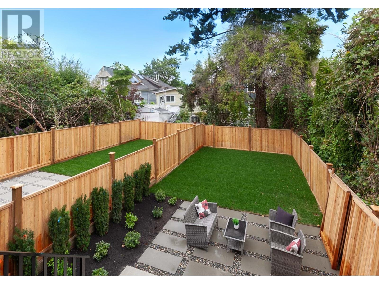 Listing Picture 33 of 35 : 131 E KING EDWARD AVENUE, Vancouver / 溫哥華 - 魯藝地產 Yvonne Lu Group - MLS Medallion Club Member