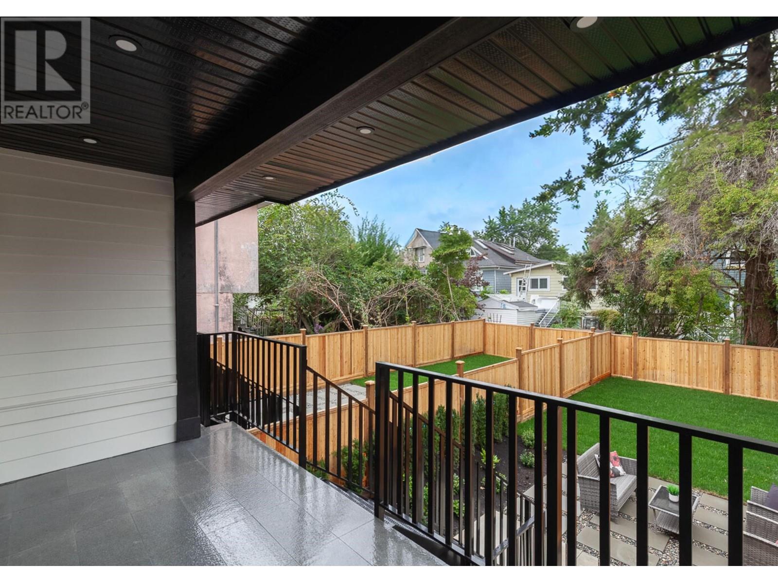 Listing Picture 35 of 35 : 131 E KING EDWARD AVENUE, Vancouver / 溫哥華 - 魯藝地產 Yvonne Lu Group - MLS Medallion Club Member