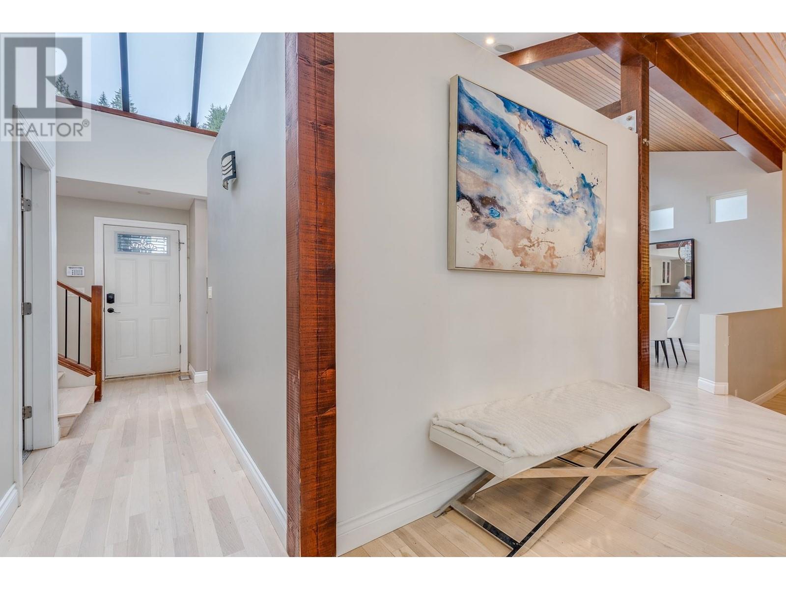 3329 Thor Court, Coquitlam, British Columbia  V3E 3A7 - Photo 4 - R2954487