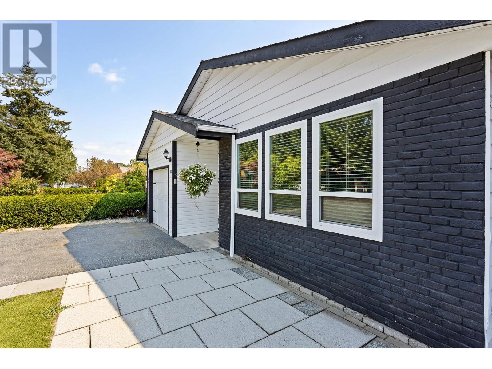 3131 Frey Place, Port Coquitlam, British Columbia V3B 5X3 - Photo 3 - R2954499