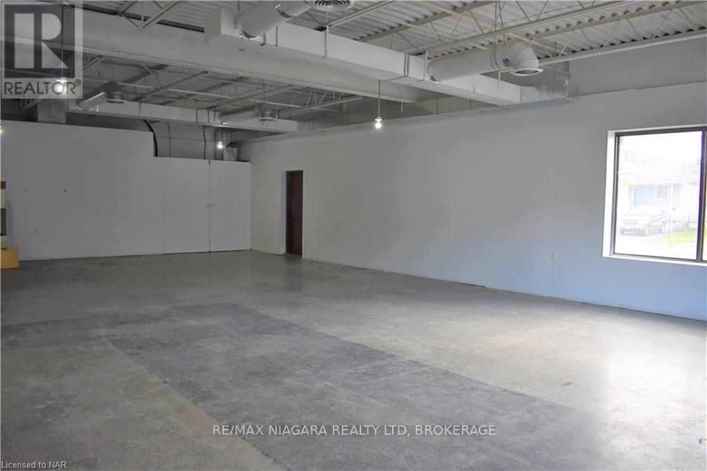 5 - 601 Southworth Street S, Welland (Lincoln/crowland), Ontario  L3B 2A2 - Photo 4 - X11916057