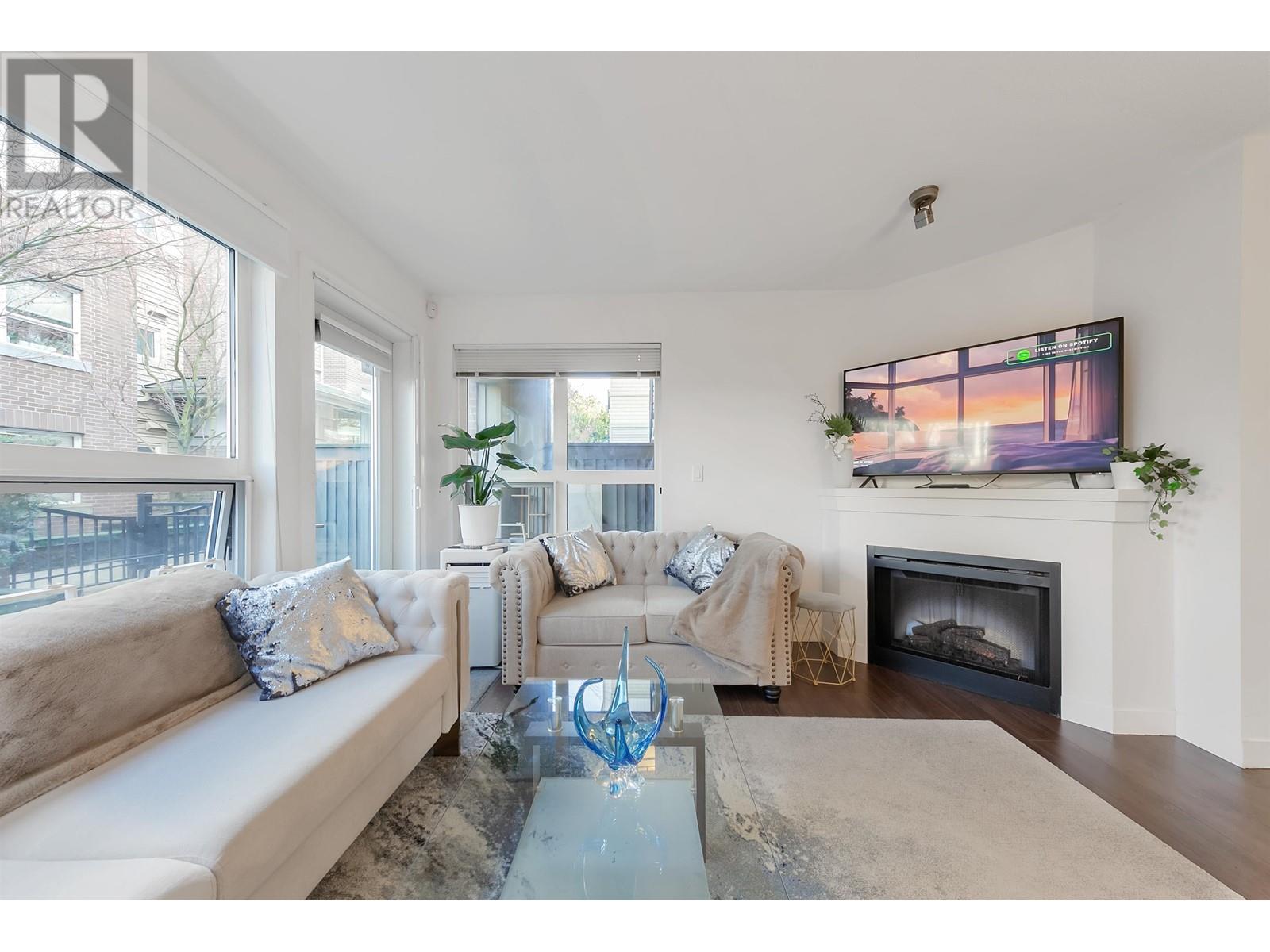 Listing Picture 7 of 13 : 114 6828 ECKERSLEY ROAD, Richmond / 烈治文 - 魯藝地產 Yvonne Lu Group - MLS Medallion Club Member