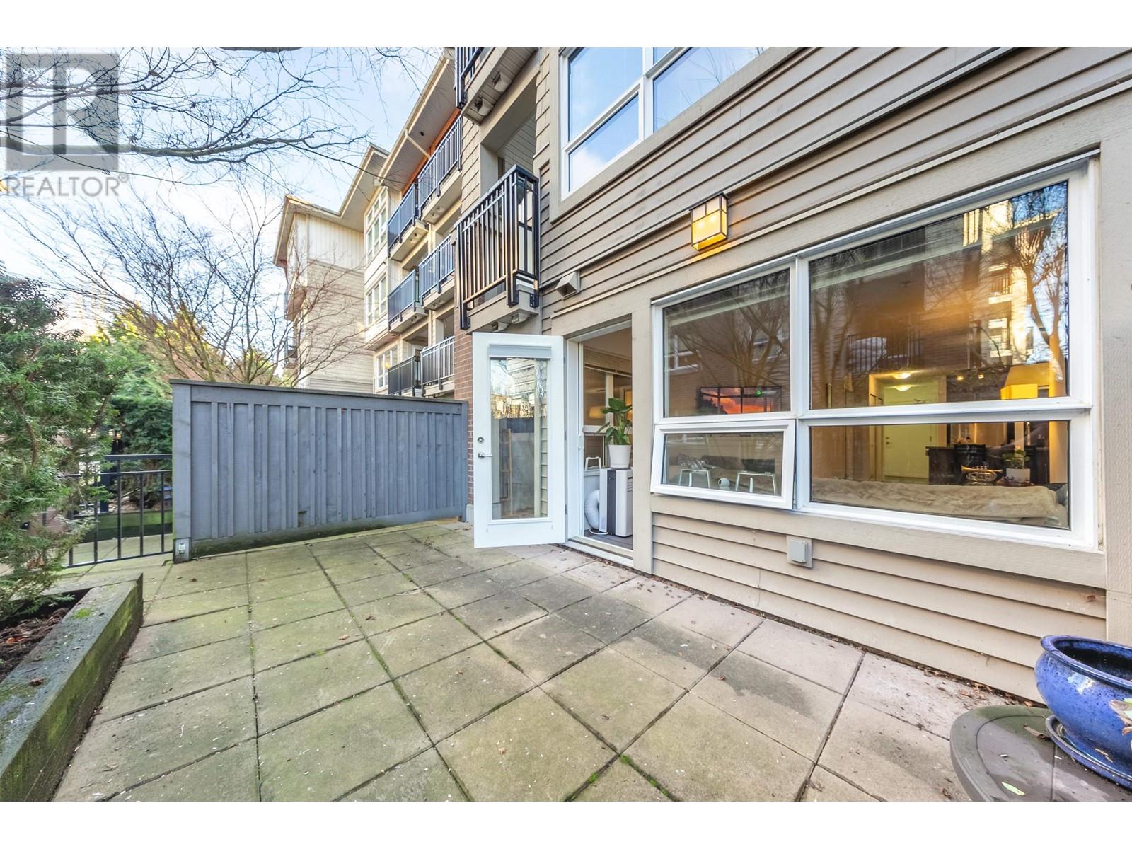 Listing Picture 12 of 13 : 114 6828 ECKERSLEY ROAD, Richmond / 烈治文 - 魯藝地產 Yvonne Lu Group - MLS Medallion Club Member