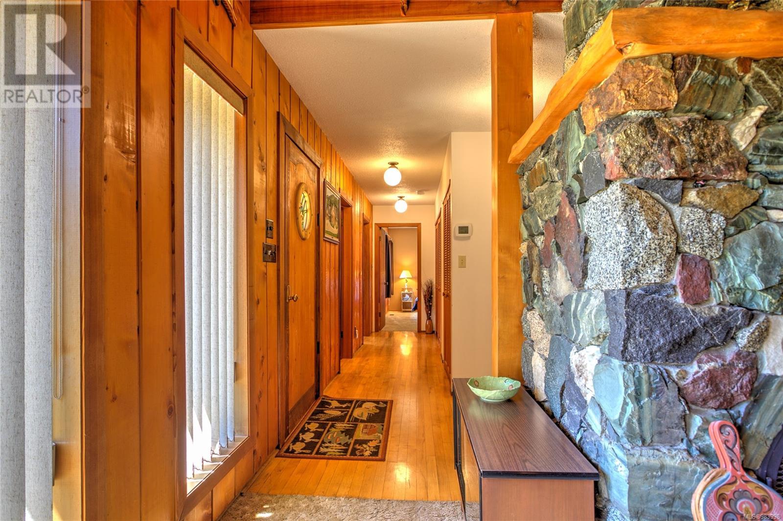 8035 Greendale Rd, Lake Cowichan, British Columbia  V0R 2G0 - Photo 8 - 983998