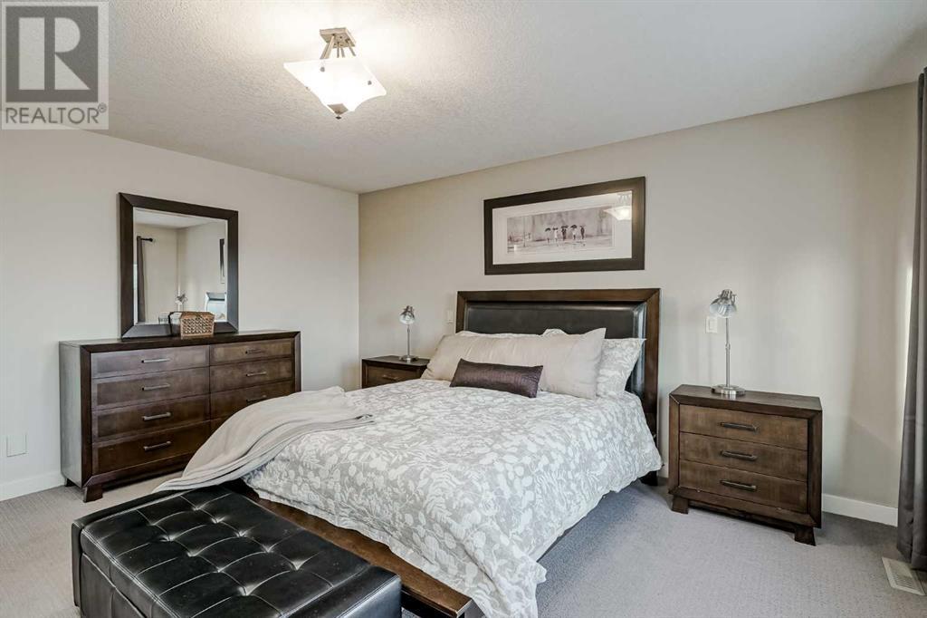 70 Valley Crest Rise Nw, Calgary, Alberta  T3B 5Y3 - Photo 25 - A2185618