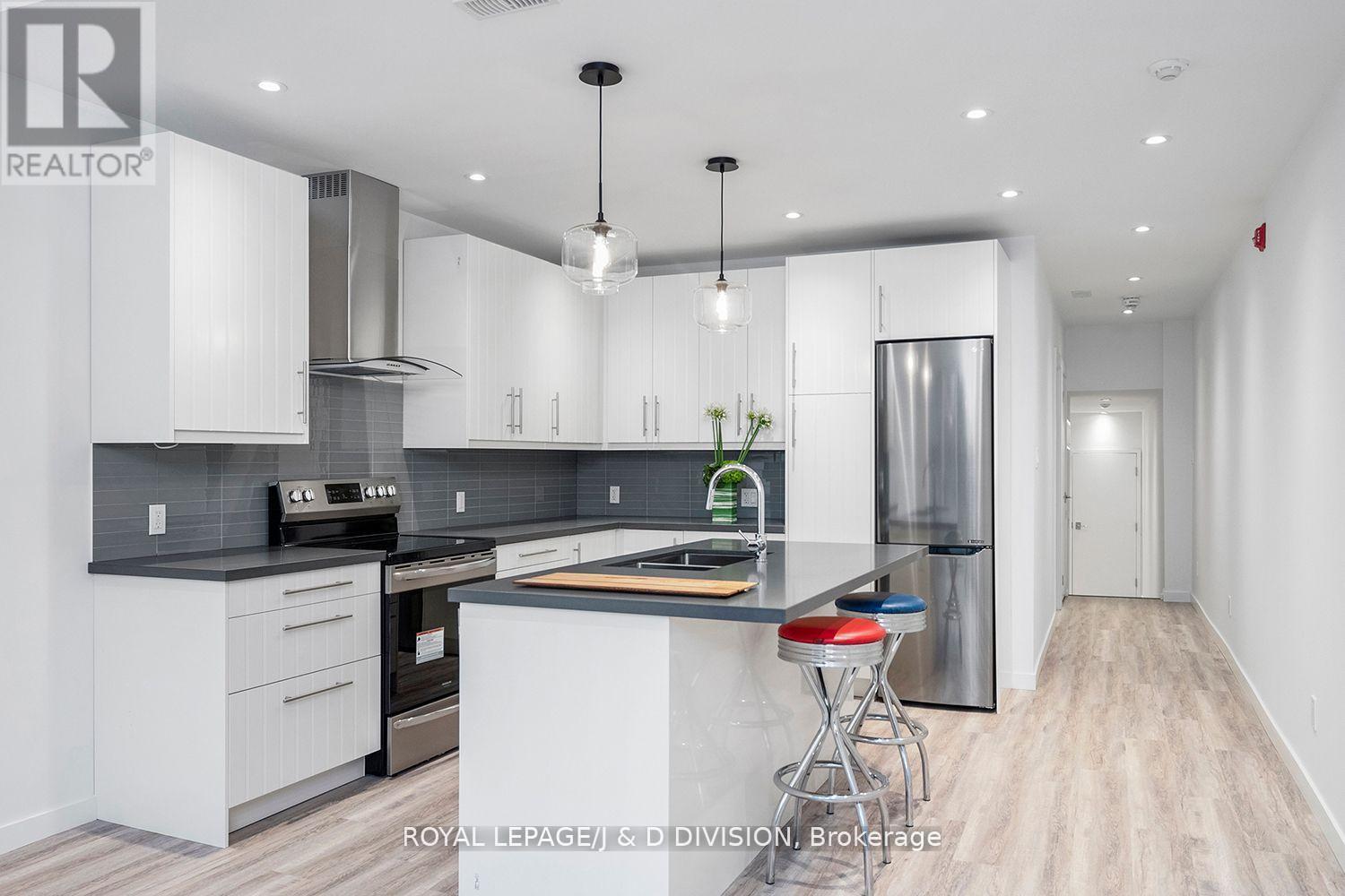 2nd Flr - 713 Gerrard Street E, Toronto, Ontario  M4M 1Y5 - Photo 1 - E11916096