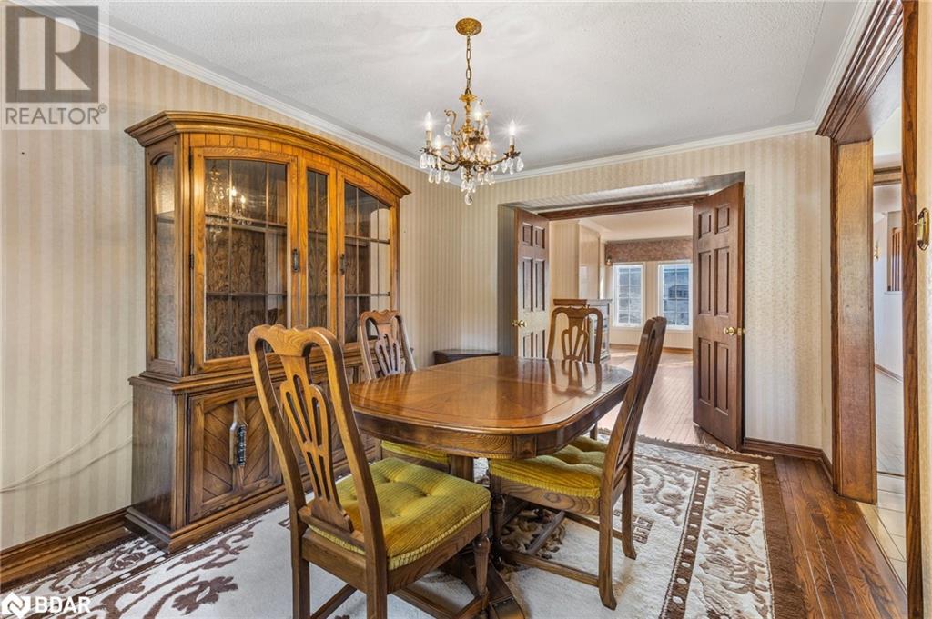 36 Kempenfelt Drive, Barrie, Ontario  L4M 1B9 - Photo 12 - 40688008