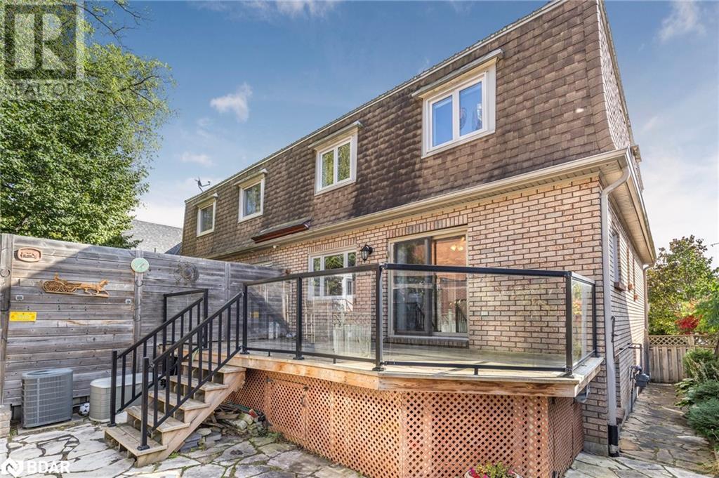 36 Kempenfelt Drive, Barrie, Ontario  L4M 1B9 - Photo 27 - 40688008