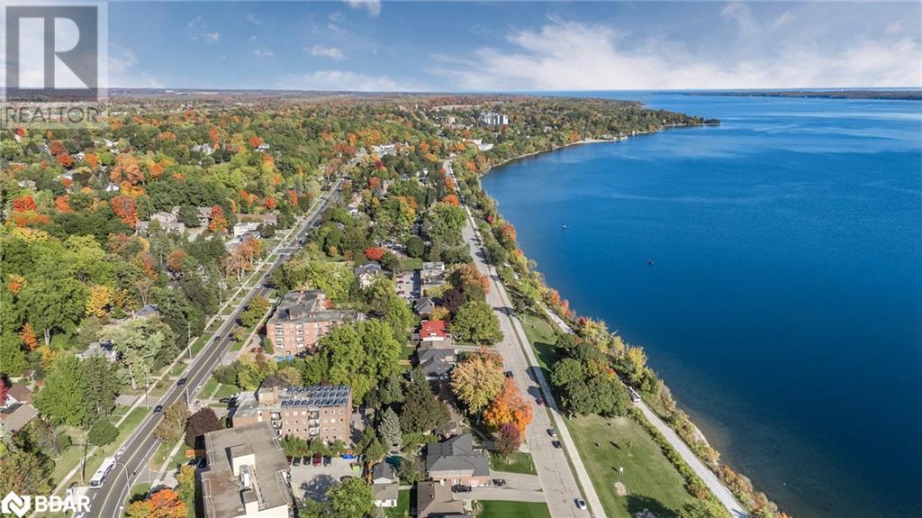 36 Kempenfelt Drive, Barrie, Ontario  L4M 1B9 - Photo 36 - 40688008