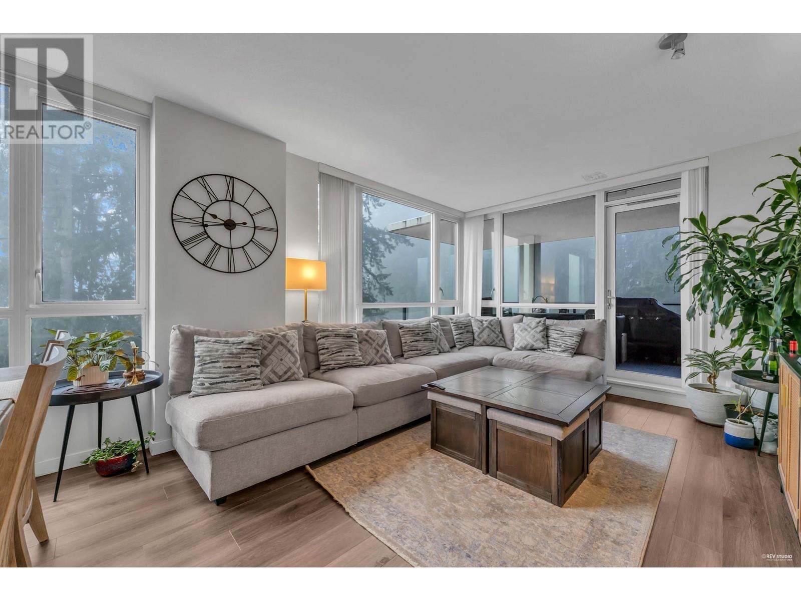504 3096 Windsor Gate, Coquitlam, British Columbia  V3B 0P4 - Photo 11 - R2954528