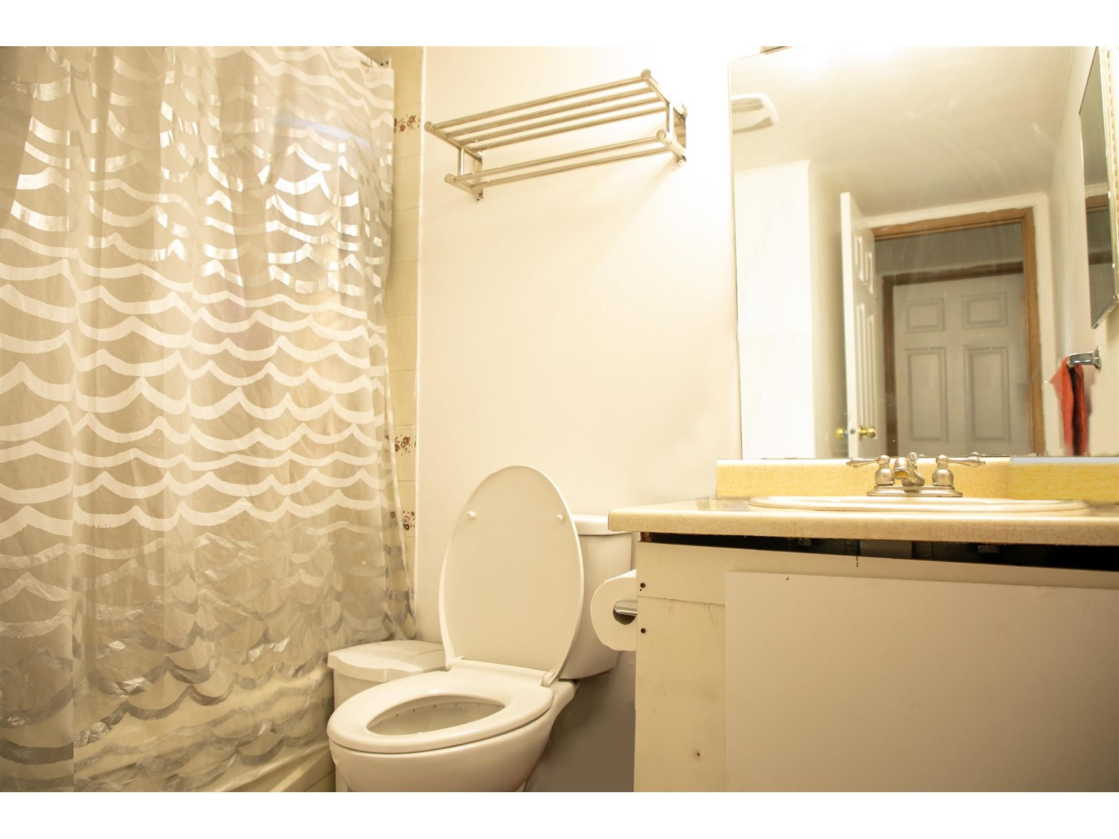 212 13947 72 Avenue, Surrey, British Columbia  V3W 2P6 - Photo 8 - R2953801