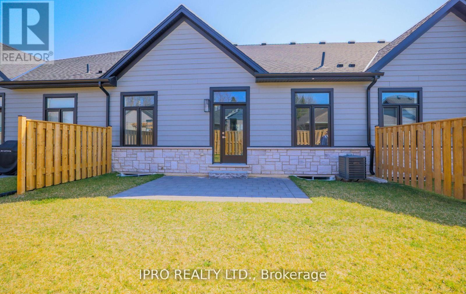 7 - 63 Compass Trail, Central Elgin, Ontario  N5L 0B8 - Photo 11 - X11916239