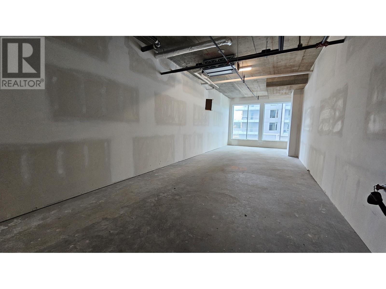 Listing Picture 9 of 15 : 430 6378 SILVER AVENUE, Burnaby / 本拿比 - 魯藝地產 Yvonne Lu Group - MLS Medallion Club Member