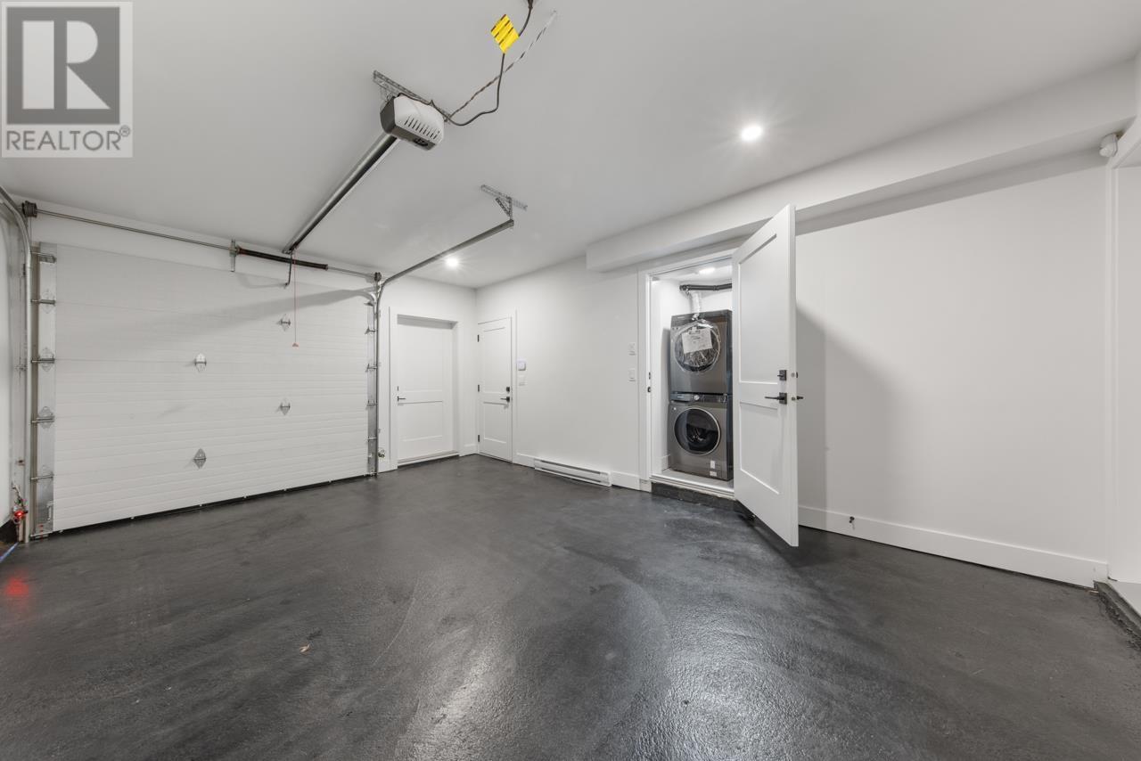 Listing Picture 23 of 36 : 1369 E 24TH AVENUE, Vancouver / 溫哥華 - 魯藝地產 Yvonne Lu Group - MLS Medallion Club Member