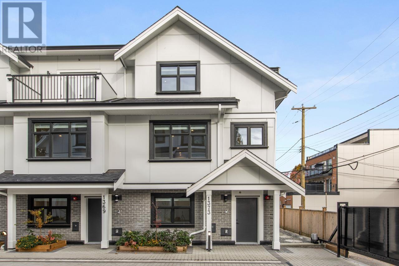 1373 E 24th Avenue, Vancouver, British Columbia  V5V 2B6 - Photo 4 - R2954659