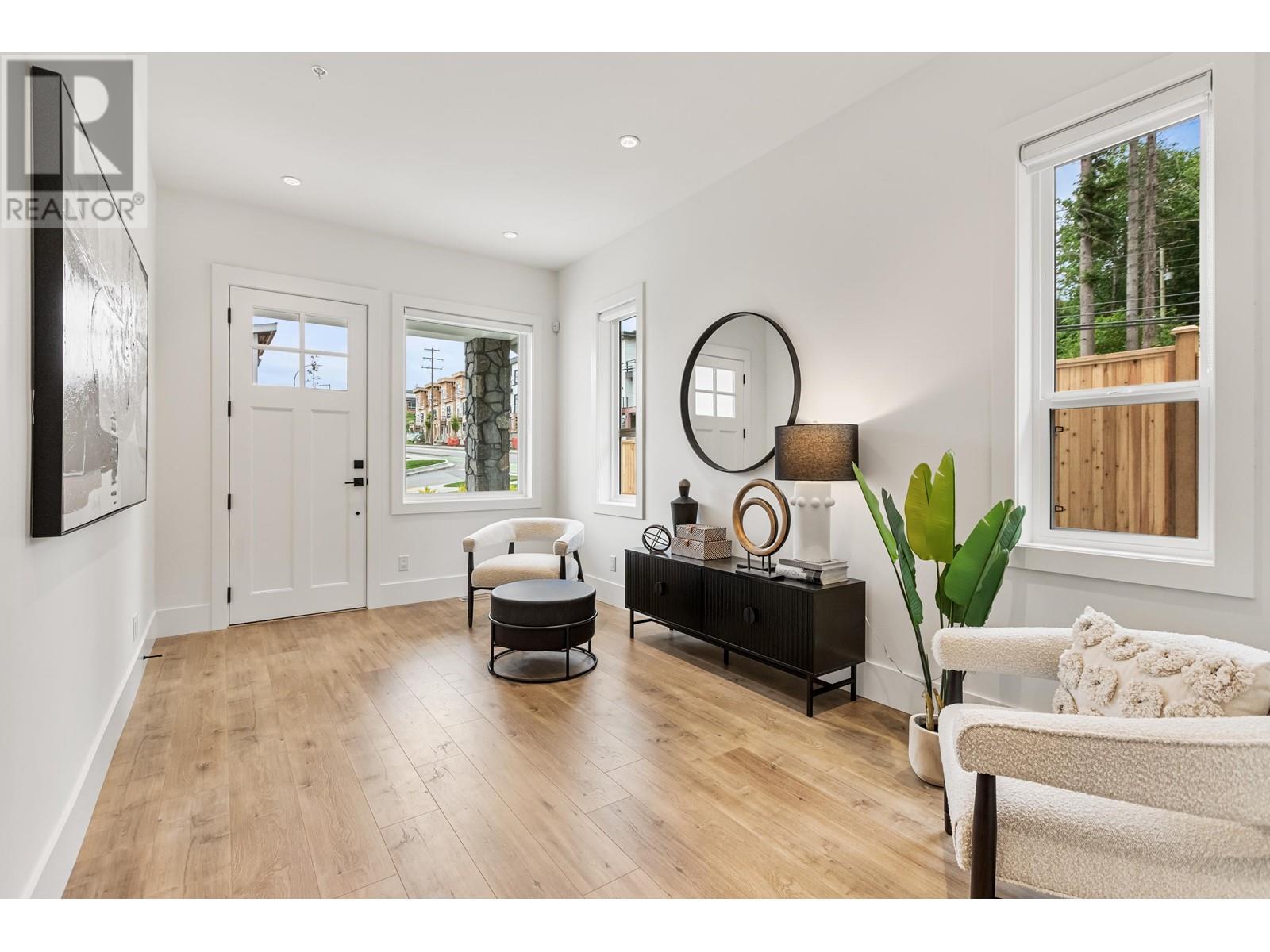 23196 136 Avenue, Maple Ridge, British Columbia  V4R 2R5 - Photo 6 - R2954604