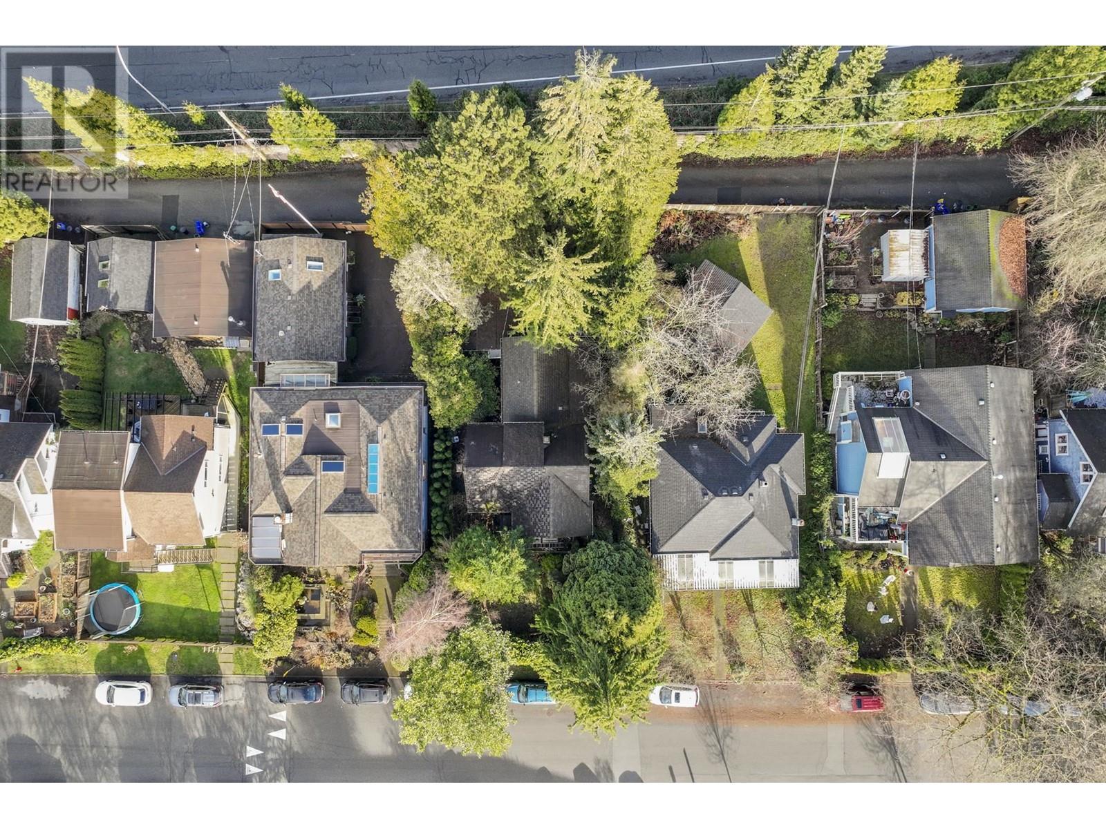 Property at 234 E 24TH STREET image 5