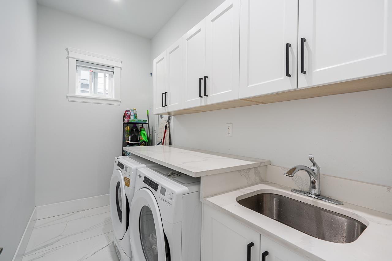 17163 0a Avenue, Surrey, British Columbia  V3Z 0Y9 - Photo 10 - R2946637