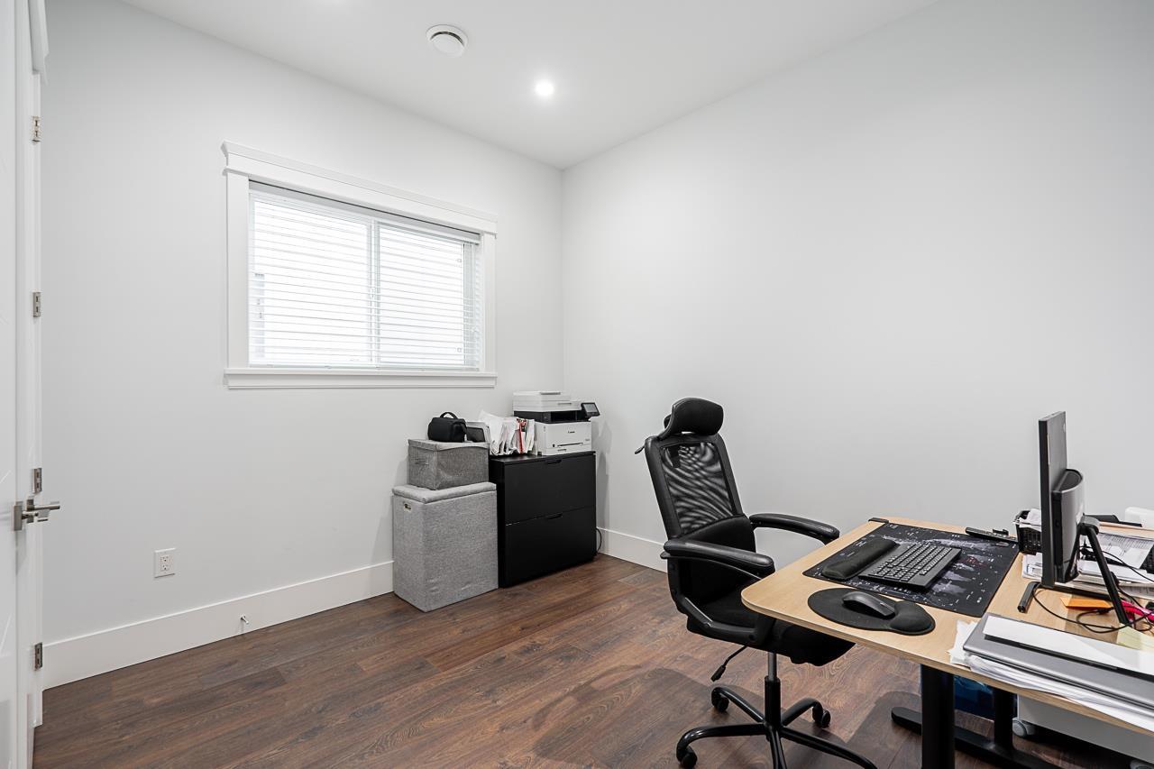 17163 0a Avenue, Surrey, British Columbia  V3Z 0Y9 - Photo 9 - R2946637
