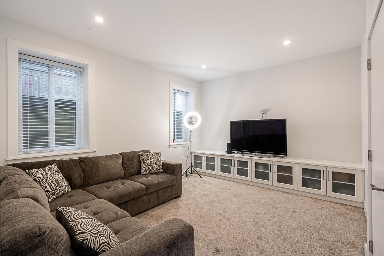 17163 0a Avenue, Surrey, British Columbia  V3Z 0Y9 - Photo 21 - R2946637