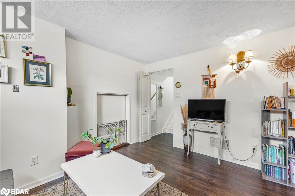 12 Curtiss Court, Barrie, Ontario  L4M 2M7 - Photo 31 - 40689076
