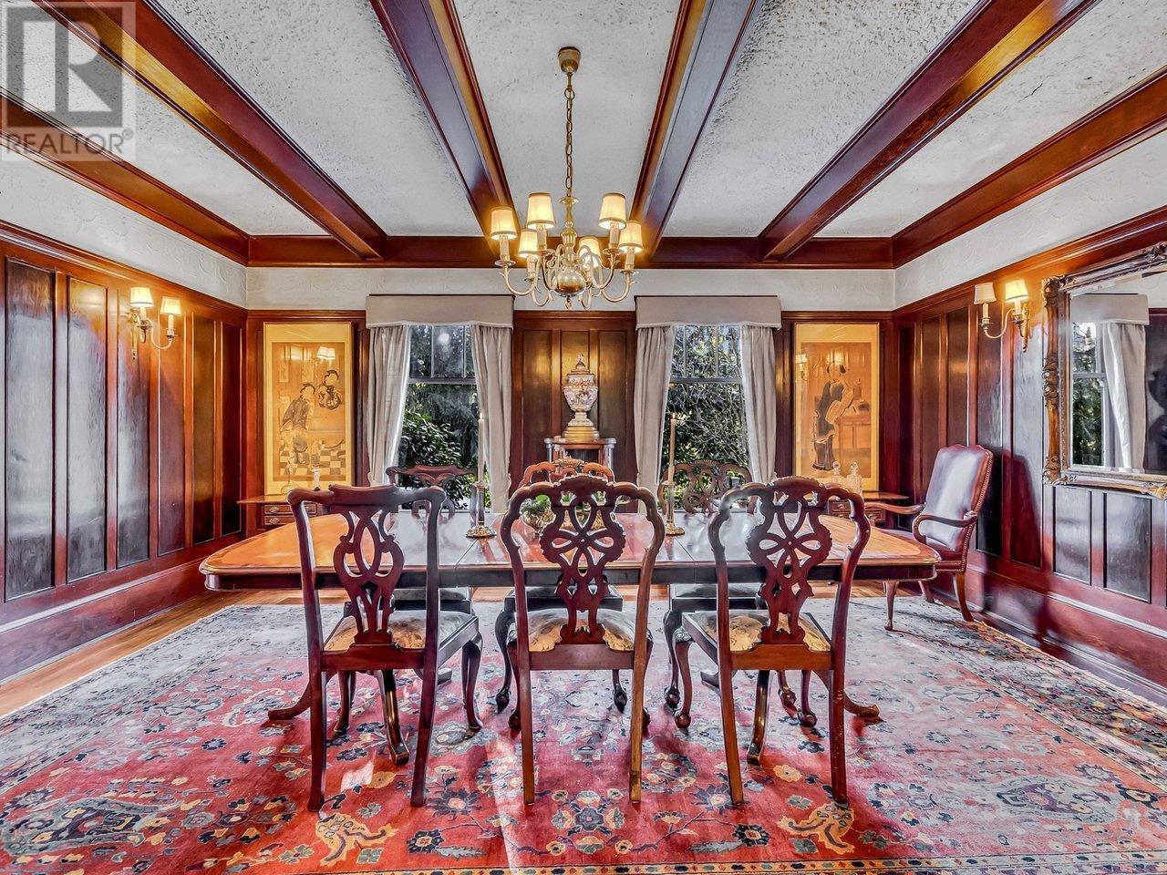 Property at 1649 LAURIER AVENUE image 2