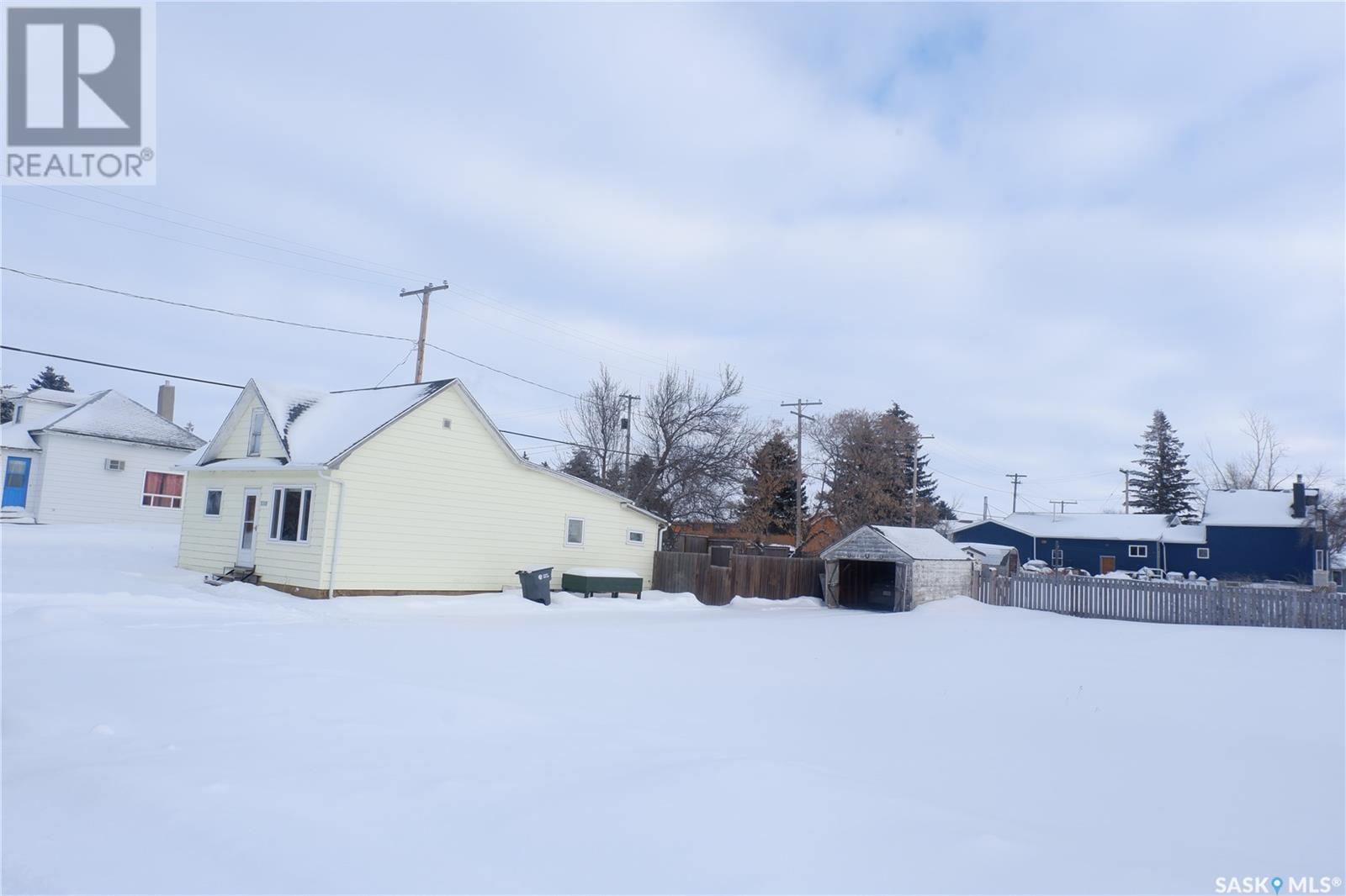 110 Railway Avenue E, Eyebrow, Saskatchewan  S0H 1L0 - Photo 17 - SK992393