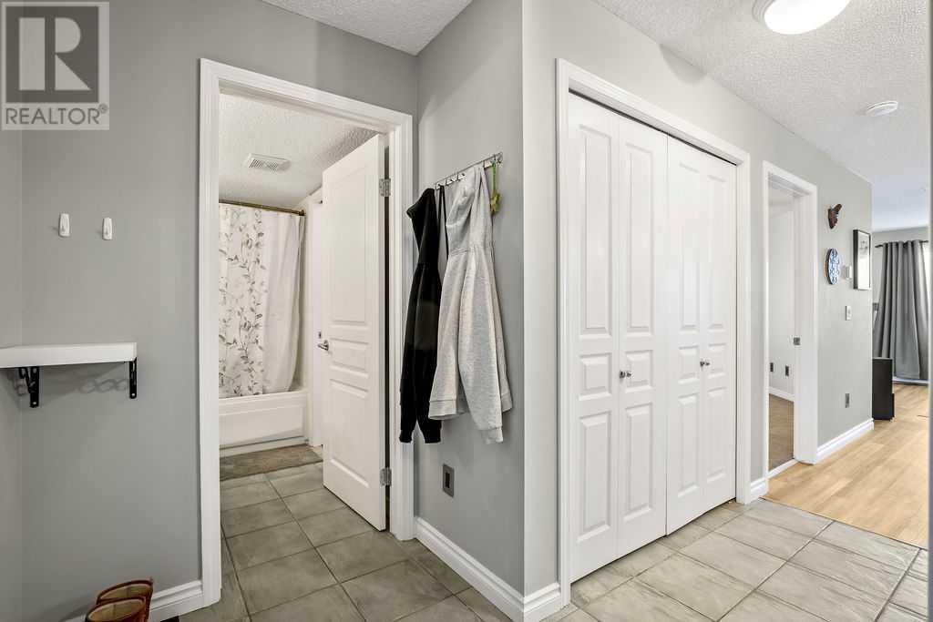 130, 22 Richard Place Sw, Calgary, Alberta  T3E 7N6 - Photo 3 - A2184915