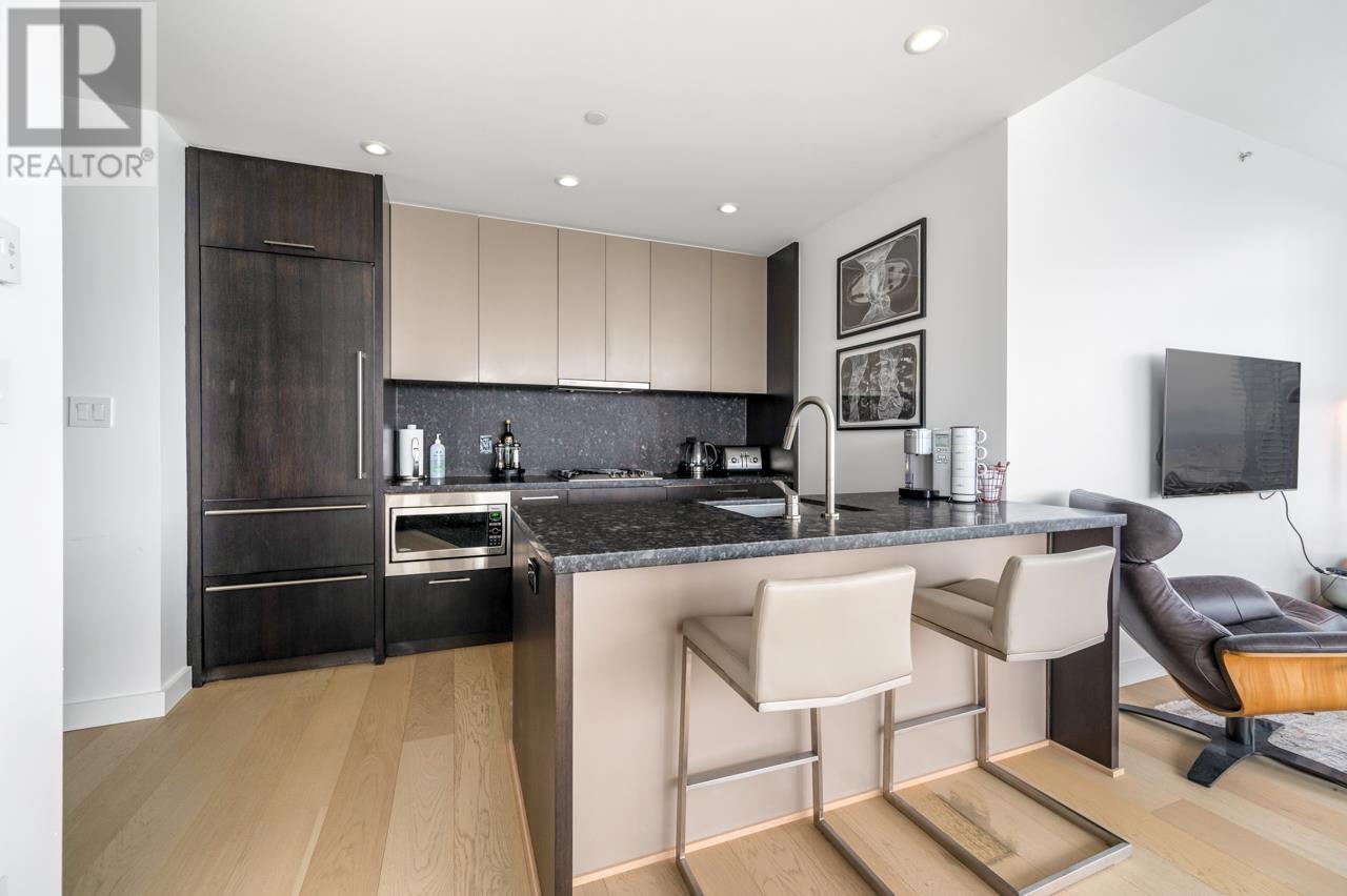 Listing Picture 6 of 27 : 3903 1372 SEYMOUR STREET, Vancouver / 溫哥華 - 魯藝地產 Yvonne Lu Group - MLS Medallion Club Member