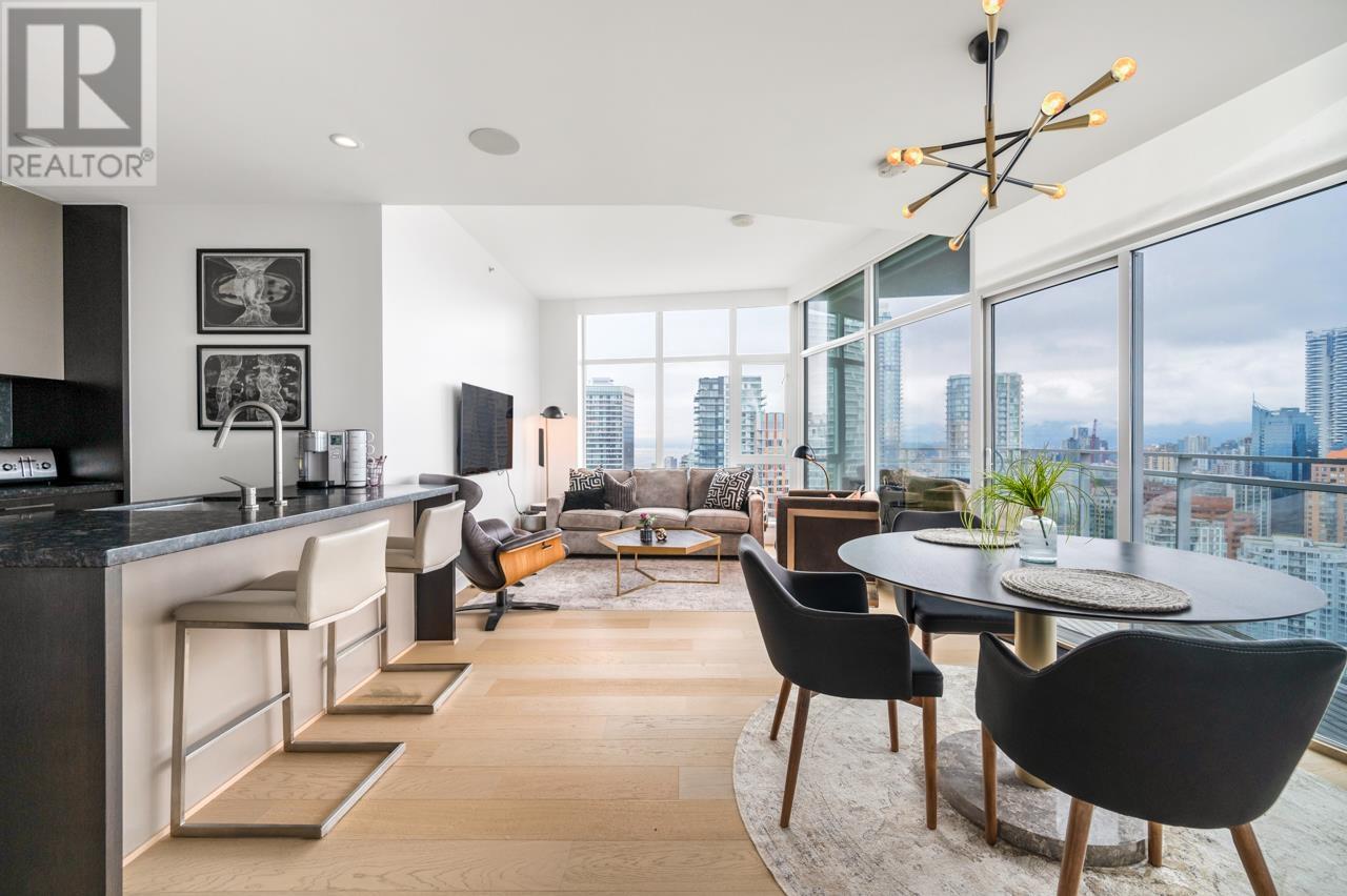 Listing Picture 7 of 27 : 3903 1372 SEYMOUR STREET, Vancouver / 溫哥華 - 魯藝地產 Yvonne Lu Group - MLS Medallion Club Member