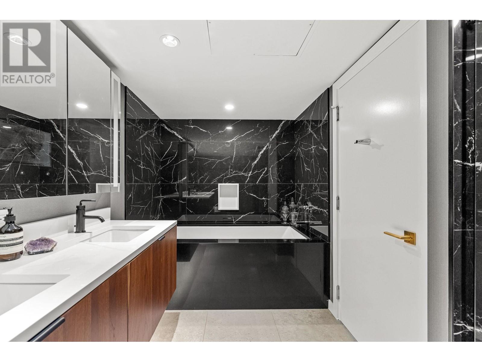 5006 777 Richards Street, Vancouver, British Columbia  V6B 0M6 - Photo 18 - R2954661
