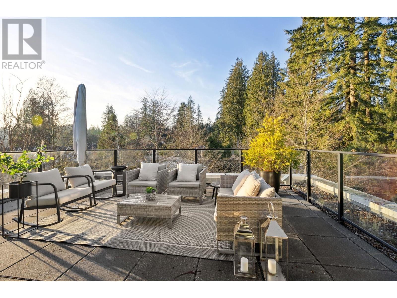Property at 4 3730 EDGEMONT BOULEVARD image 2