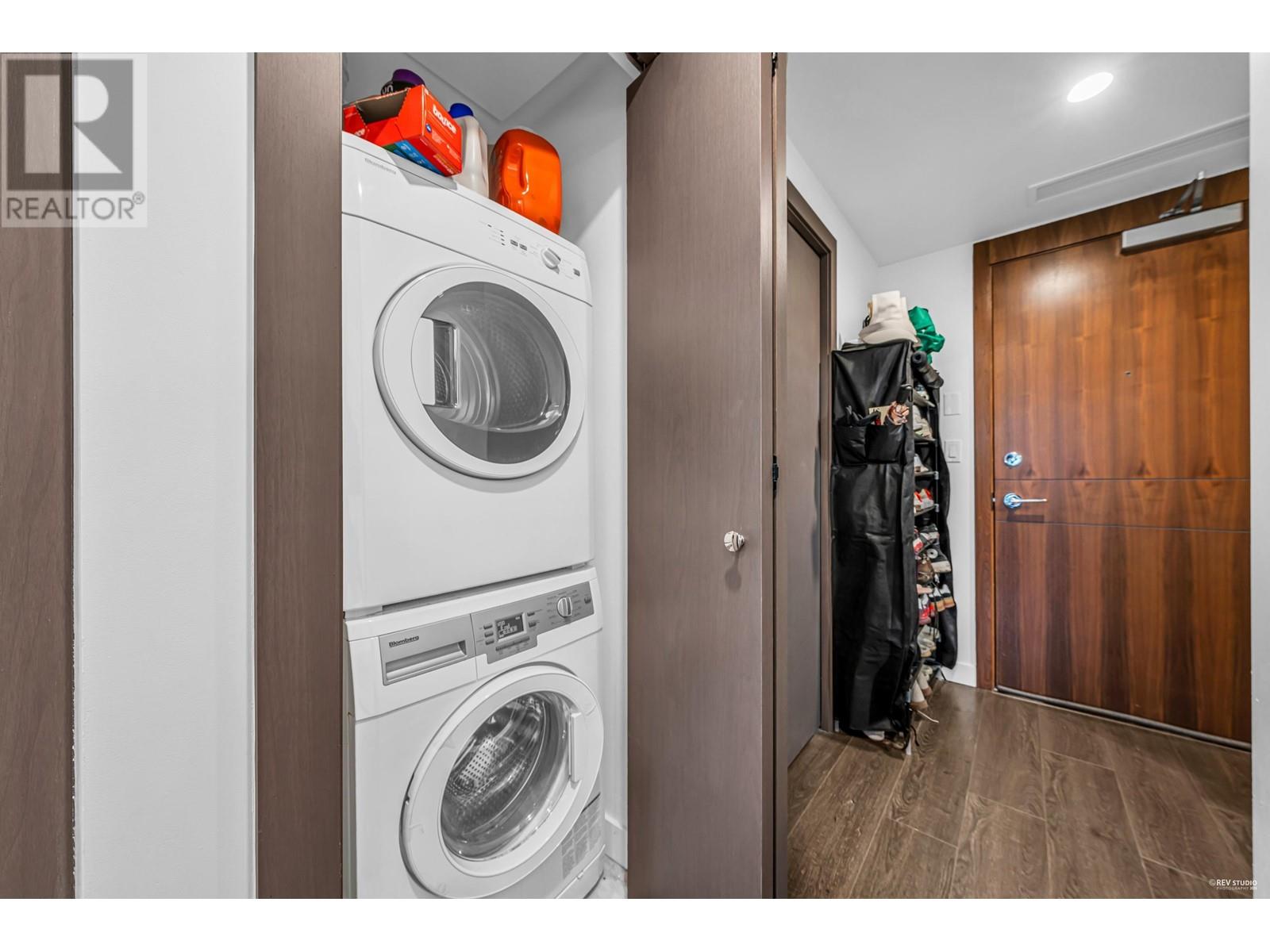 Listing Picture 7 of 15 : 1501 6538 NELSON AVENUE, Burnaby / 本拿比 - 魯藝地產 Yvonne Lu Group - MLS Medallion Club Member